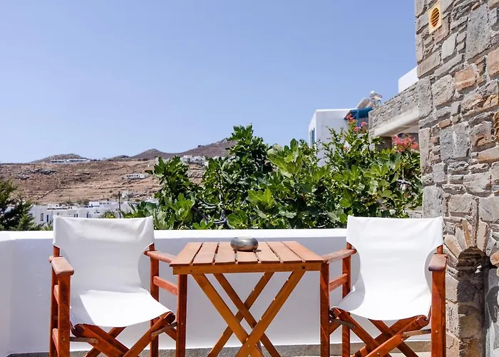 Pende Traditional Livadi (Serifos)