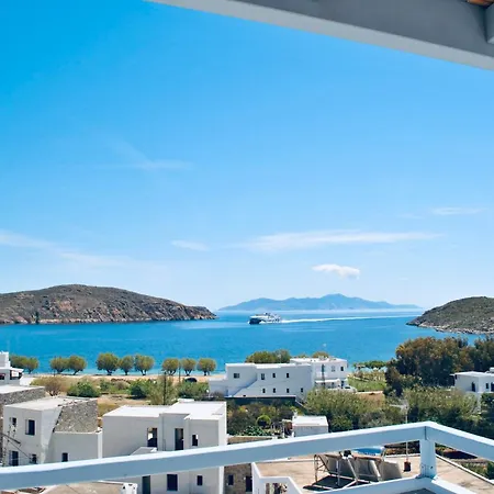 Pende Traditional Livadi (Serifos)